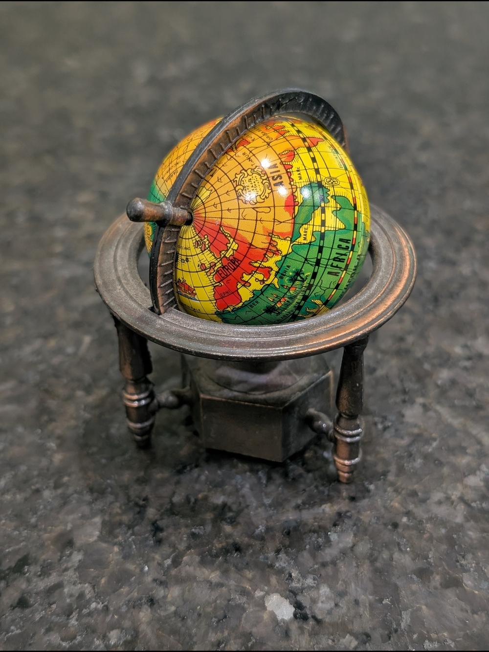 Vintage Mini Globe Pencil Sharpener